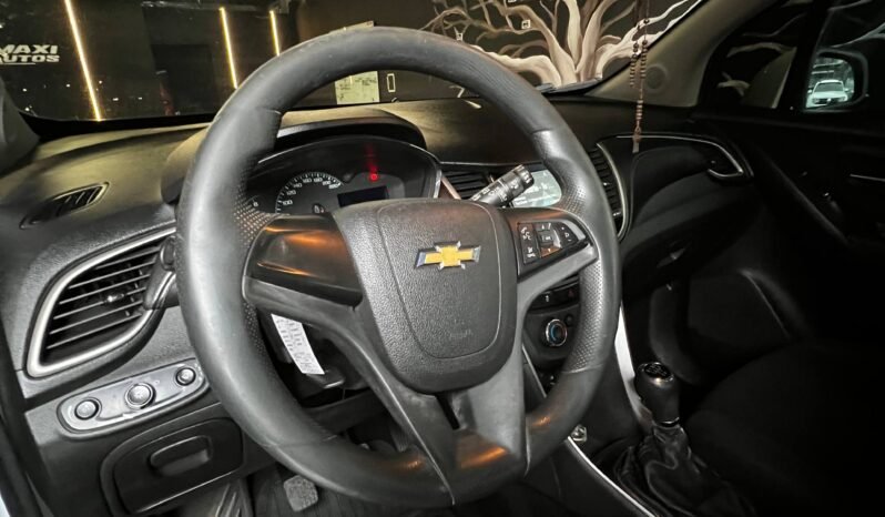 
								CHEVROLET TRACKER LS MT 1.8 4X2 full									