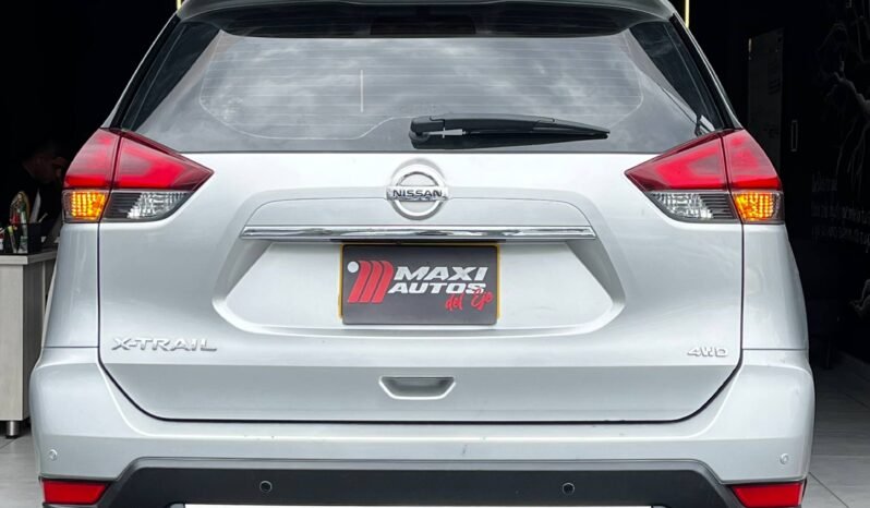 
								NISSAN X-TRAIL T32 2.5 AT 4X4 full									