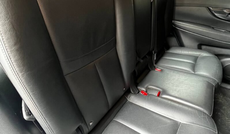 
								NISSAN X-TRAIL T32 2.5 AT 4X4 full									