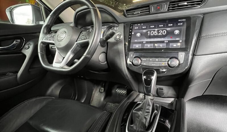 
								NISSAN X-TRAIL T32 2.5 AT 4X4 full									