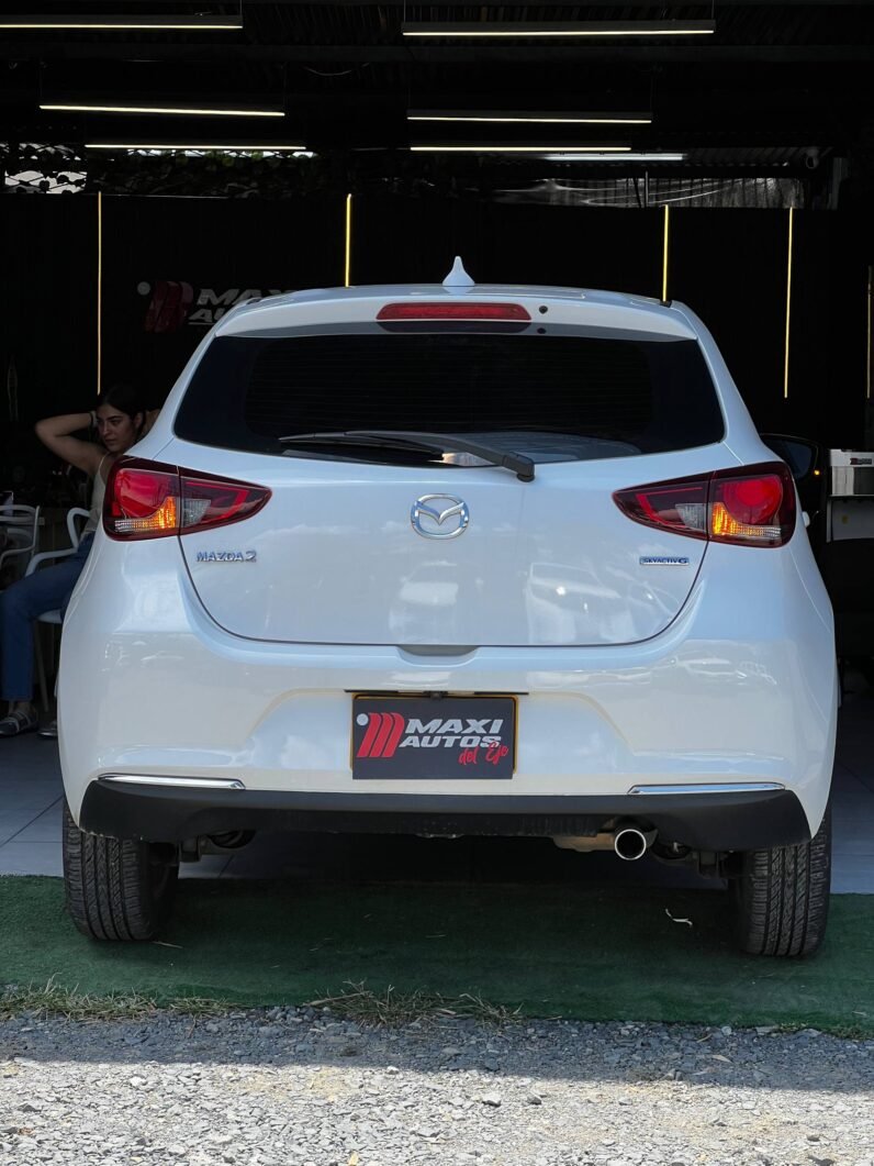 
								MAZDA 2 GRAND TOURING LX 1.5 AT full									
