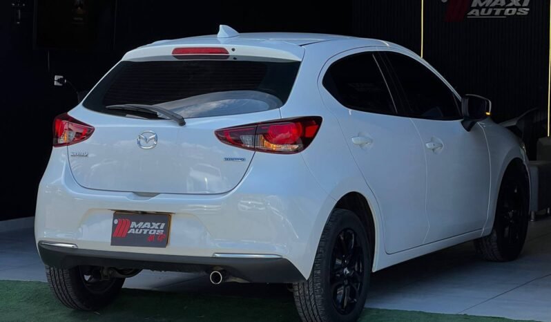 
								MAZDA 2 GRAND TOURING LX 1.5 AT full									