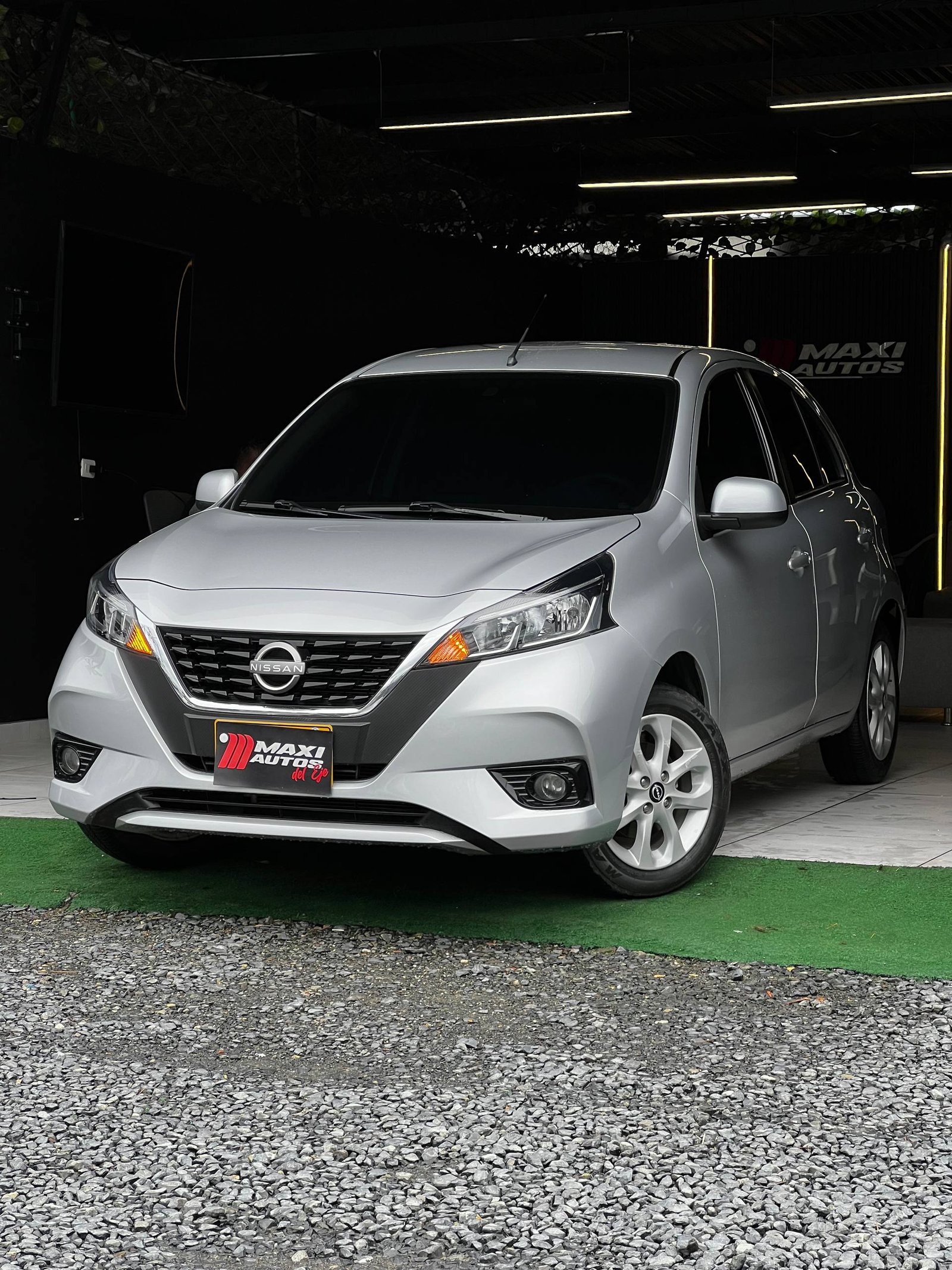 NISSAN MARCH ADVANCE MT 1.6