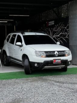 
										RENAULT DUSTER DYNAMIQUE 4X4 MT 2.0 full									