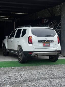 
										RENAULT DUSTER DYNAMIQUE 4X4 MT 2.0 full									