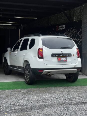 RENAULT DUSTER DYNAMIQUE 4X4 MT 2.0