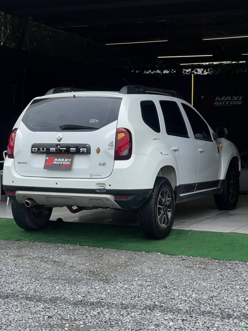 
								RENAULT DUSTER DYNAMIQUE 4X4 MT 2.0 full									