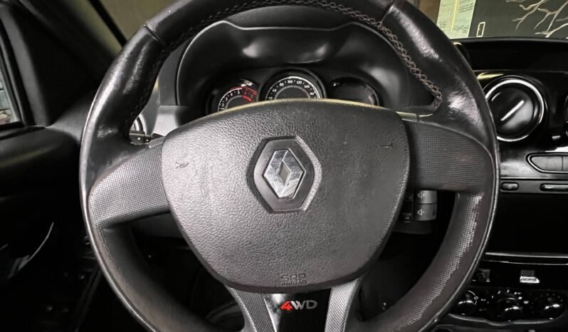 
								RENAULT DUSTER DYNAMIQUE 4X4 MT 2.0 full									