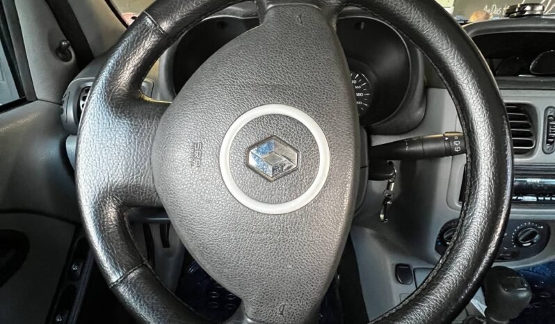 
								RENAULT CLIO STYLE full									