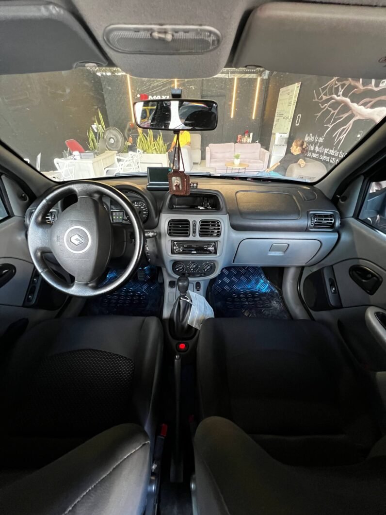 
								RENAULT CLIO STYLE full									