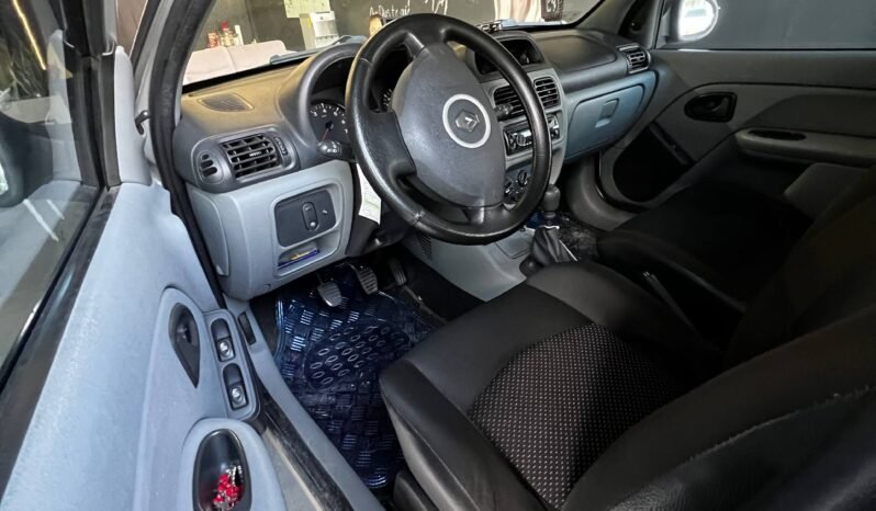 
								RENAULT CLIO STYLE full									